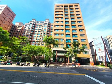 R15捷運站崇德商圈陽台進出兩房+平車｜高雄市左營區孟子路