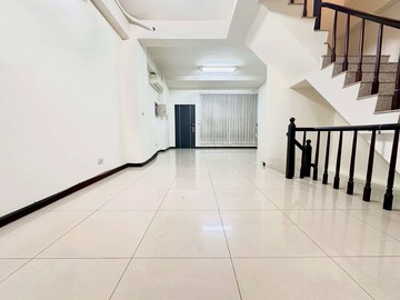 大慶中山醫雙車花園別墅｜台中市南區德吉街