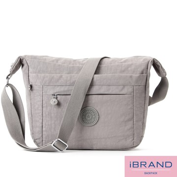 iBrand斜背包 輕盈多口袋斜側背包-杏色