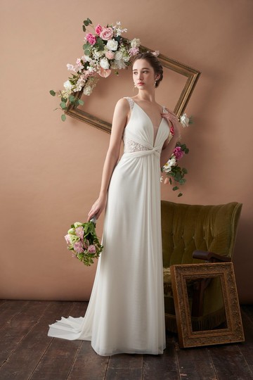 Lara 空靈褶式設計禮服