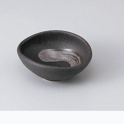 和食器 伊賀うずたまご　小鉢 中鉢 ボウル おうち ごはん うつわ 陶器 カフェ 日本製 おしゃれ 煮物 サラダ