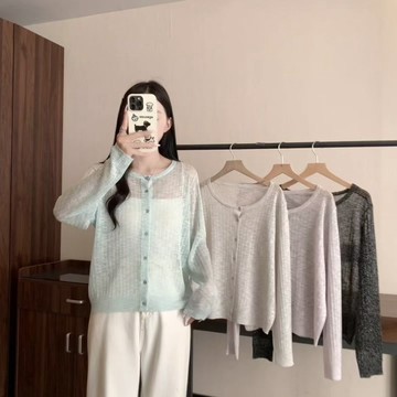 W72328L_秋裝新款胖mm大尺碼女甜美時尚輕薄防曬針織長袖上衣