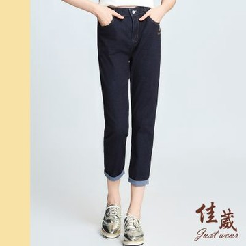 【佳葳Justwear】愛心刺繡直筒丹寧褲(中大尺碼/女下身/女下著/棉質/口袋/百搭/休閒/丹寧)