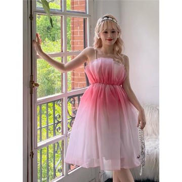 【清貨折S】KINGWEN 新款 甜美修身荷花粉漸變珠串亮片a字連衣裙