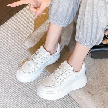 厚底小白鞋女2024春季新款爆款百搭透氣休閑運動松糕內增高女鞋子