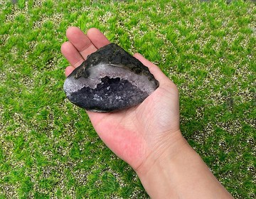 天然原皮原礦小小紫晶錢袋  小小紫晶洞 紫水晶 可消磁晶石小飾品