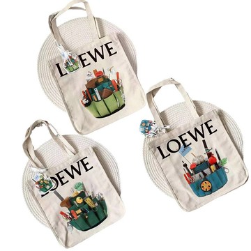 Loewe 上海展覽帆布包 楊冪同款