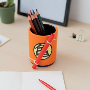 【七龍珠】DRAGON BALL 龜仙流造型筆筒 (附如意棒造型筆)【墊腳石】