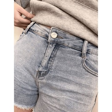 MUCH主幼商場造型牛仔短褲