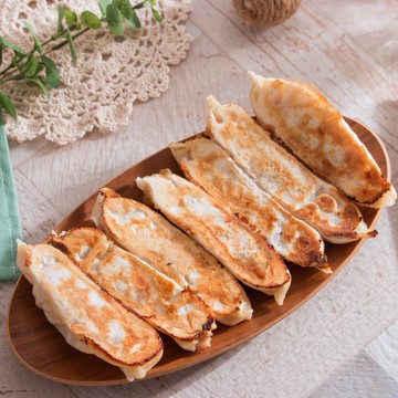 《冷凍》田記鍋貼900g/約30入(效期2026/8/5，總效期3個月)【現貨】