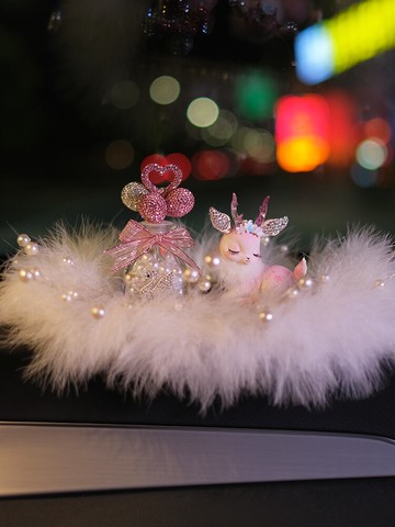 一路平安汽車中控臺鑲鉆小花鹿祝福擺件車載高檔車內裝飾用品大全