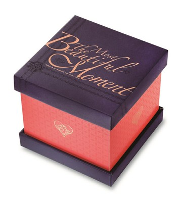 2020喜餅：最美的時刻-三層禮盒附吊卡(50組)【APP滿額下單10%點數(單一帳號最高1000點)】4/30止