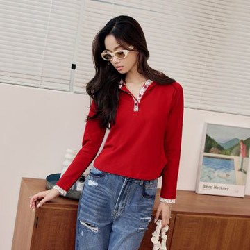 OB嚴選-半開襟排釦蕾絲滾邊連帽上衣《AB20620-》