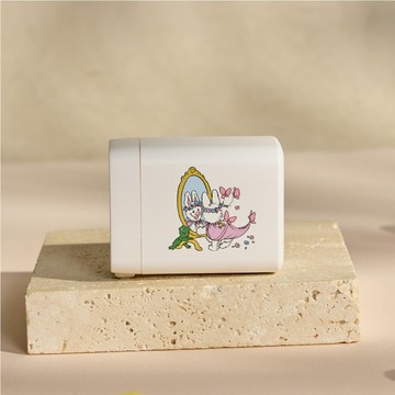 Suzy's ZooLulla照鏡子GaN 40W Type-C雙孔充電頭