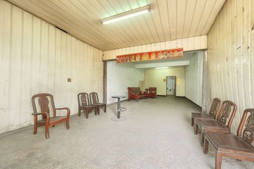 永康待整修店住鄰近家樂福復古透天｜台南市永康區中正南路