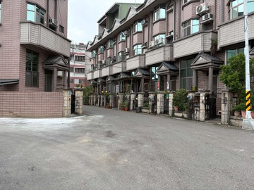 新化中山住得順旺透天｜台南市新化區中山路