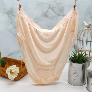 女人，愛自己多一些~加肥大碼高腰桑蠶絲內褲女胖mm200斤抗菌透氣