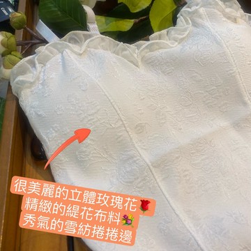 (時尚精選小背心)🌼法式玫瑰緹花布🌸蕾絲無袖背心🌸氣質木耳邊純欲風性感短版吊帶背心🌼 蕾絲木耳邊短款小吊帶背心帶胸墊性感