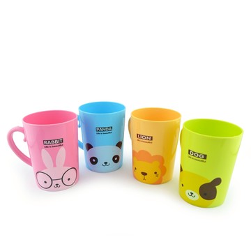 開心水杯480ml 口杯 漱口杯 茶杯 飲料杯 兒童水杯 彩色杯