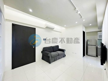 高鐵×自由雙商圈｜明亮精品兩房｜高雄市左營區菜公一路