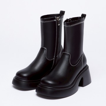 D+AF 冬日美學．輕量加厚底撞色車線瘦瘦靴