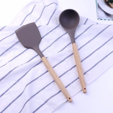 軟硬適中不粘鍋專用鏟煎鏟硅膠尼龍鏟橡木手柄不傷涂層好翻鏟