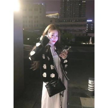 kumikumi設計感立體鉤花針織開衫外套女冬季別致減齡顯瘦百搭上衣