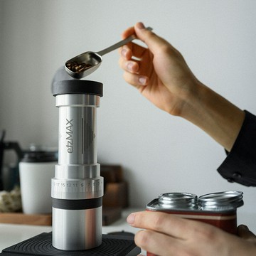 【便攜全能】手搖磨豆機 咖啡磨豆機 手衝磨豆機 意式磨豆機 便攜磨豆機 露營磨豆機 可調節研磨度 304不鏽鋼芯 適用於手衝意式露營