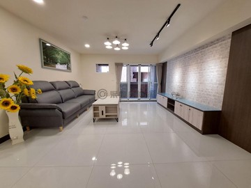 陽明學區大昌商圈採光明亮精美大四房｜高雄市三民區大豐二路