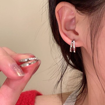 臺灣現/🎀耳花 耳飾秋冬氛圍感雙層養耳洞耳圈雙排耳釘2024新款獨特氣質細小耳飾1631