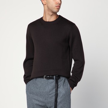 Brown crew neck wool sweater