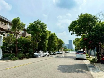 八期豐樂公園｜日式庭院雙主臥大墅｜台中市南屯區文心南七路