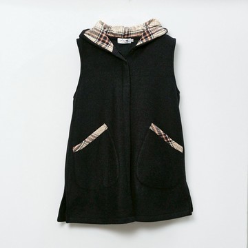 CLL巧玲瓏 菱格拼接長版連帽背心 3674333