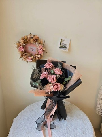 奶茶黑絲絨日本永生玫瑰花束