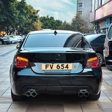 專用于04-10款BMW5系E60尾燈總成520i523i525i530i改裝LED后尾燈