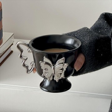 高顏值陶瓷咖啡杯碟設計高級感復古馬克杯下午茶杯水杯女生伴手禮