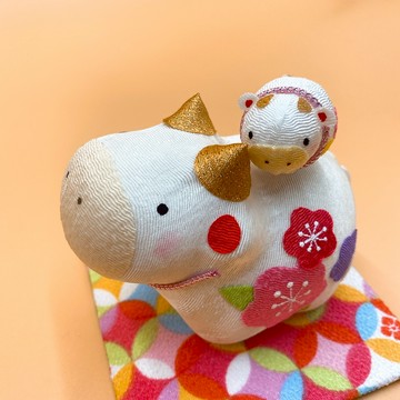 【招福干支】開運干支 生肖牛 緣起物 喜氣洋洋親子牛 R-131