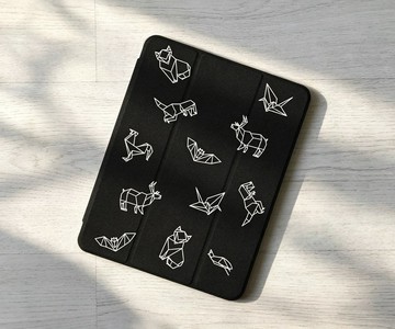 純色黑白紙飛機揩紙iPad 筆槽翻蓋式保護套 Pro13 11 10代 Air 7