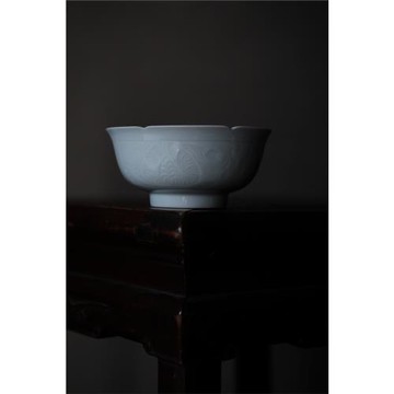 無人問津 精品系列 以宋清雅 刻團花紋 葵口碗 甜食碗