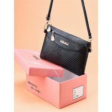 潮牌 媽媽包女士百搭小包新款買菜中年零錢包單肩斜挎包女包錢包