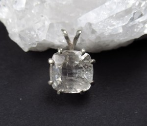 ミャンマー モゴク産 フェナカイト 3.56ct ペンダント シルバー925 パワーストーン ジュエリー p1ph156