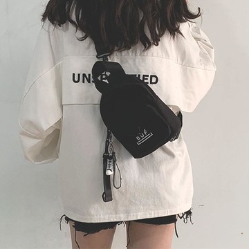 Nangman Lounge 伯特爾斜背包  黑色  17*22*7cm