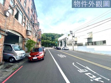 龜山萬壽路文武百業-黃金透店｜桃園市龜山區長壽路