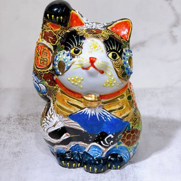 【祥鶴富嶽】日本九谷燒招財貓 |  盛富士鶴龜花之蝶 7號