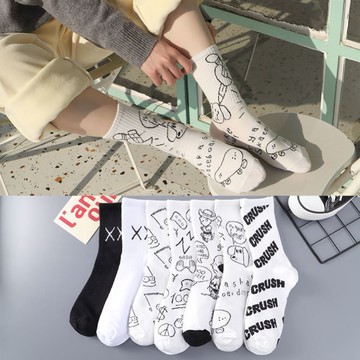 春天襪子男女中筒潮流黑白個性卡通動漫學生長襪學院風棉襪情侶襪