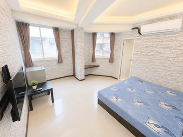 逢甲正門口滿租六套｜年收55萬｜土地價值高於賣價｜台中市西屯區逢甲路