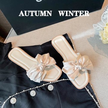 法式小香晚風平底拖鞋女夏外穿2024年新款夏季女士外出高級感涼拖