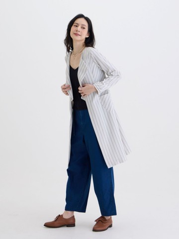 浮光線條開襟大衣外套-故事