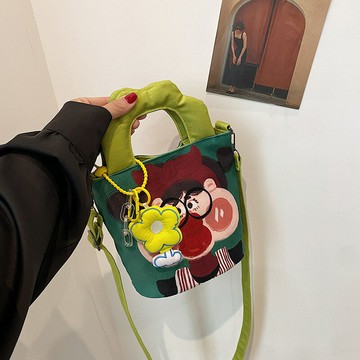 小眾可愛塗鴉帆布包2025女個性插畫水桶包洋氣手拎袋學生斜挎小包鑫弘-素時衣櫥