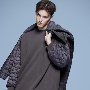 Stone'As Puff Long Slevee / 絎縫拼接長袖衛衣